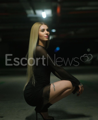 Photo escort girl Aqua: the best escort service